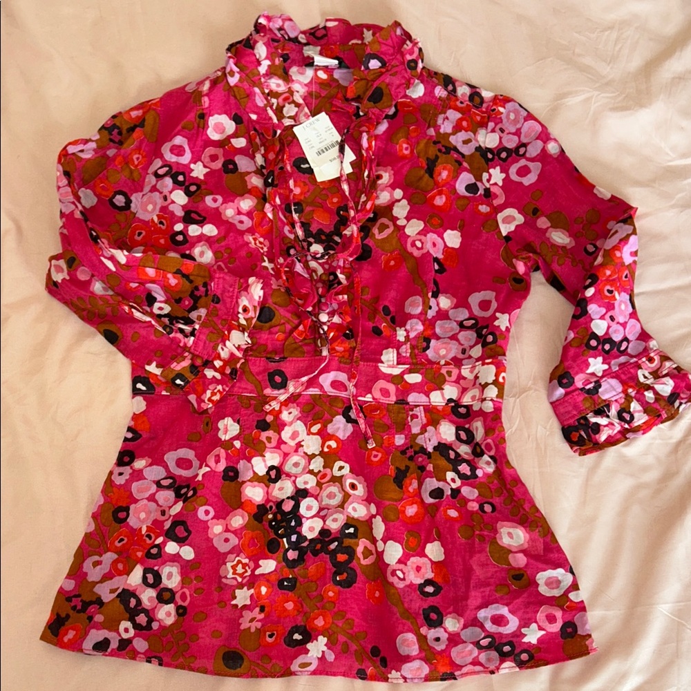 J.Crew Pink Floral Blouse with Ruffles NWT. Size 6. “Vintage” and rare find!